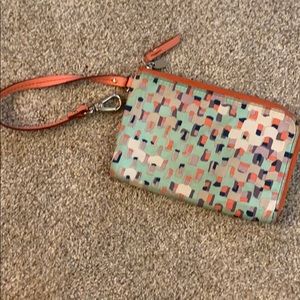 Fossil wristlet wallet